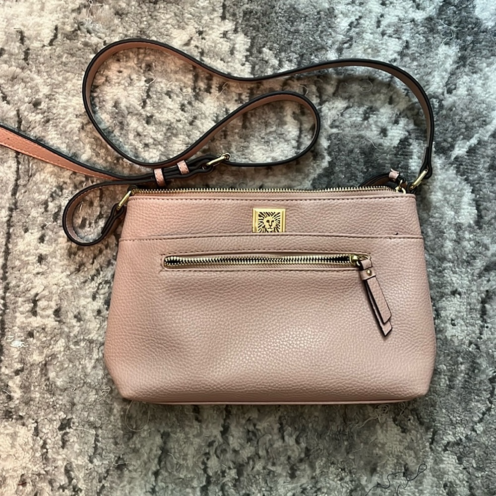 Pink Ann Klein crossbody handbag with adjustable strap